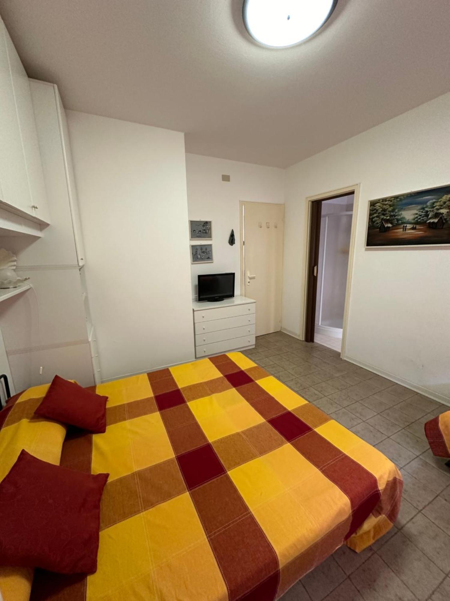 Verdi Apartment Lignano Sabbiadoro Kültér fotó